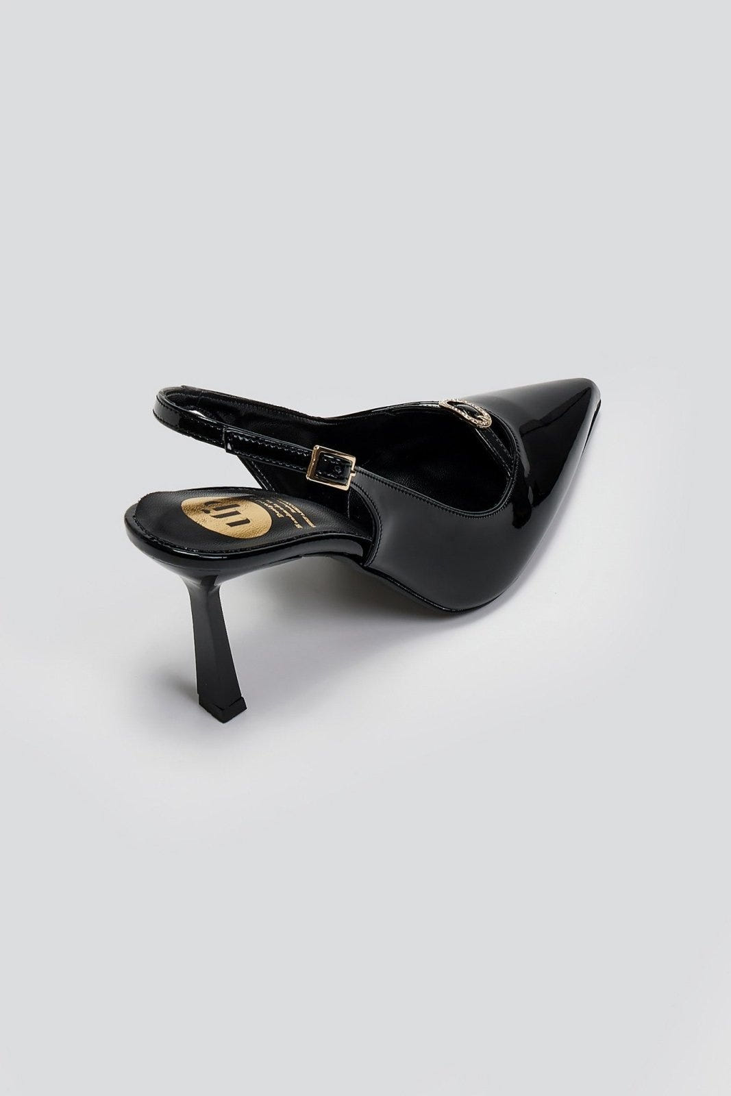 Γόβες μυτερές slingback λουστρίνι TFP - Μαύρο - thefashionproject.gr - TFP