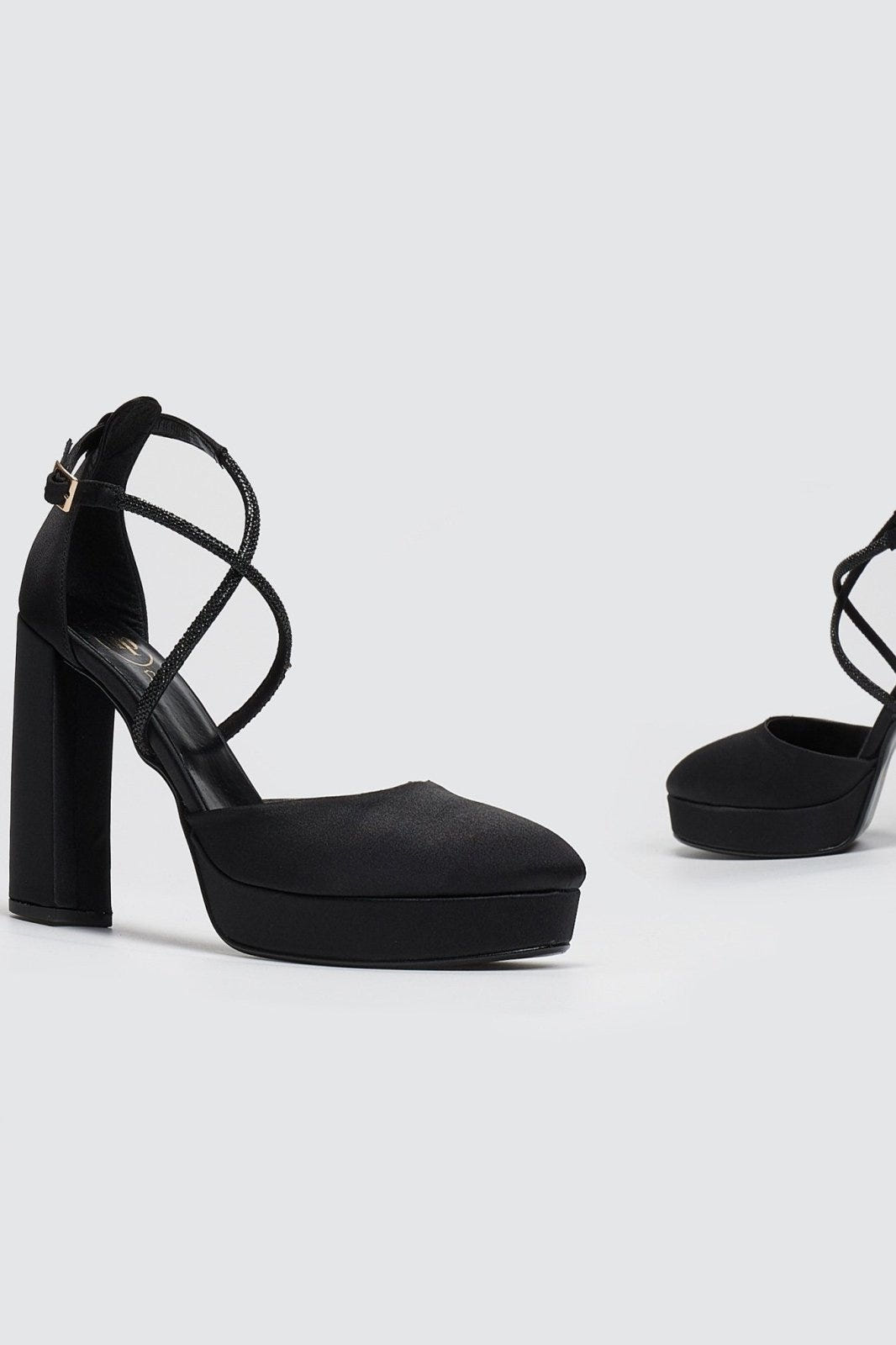 Γόβες σατέν με φιάπα και στρας TFP - Μαύρο - thefashionproject.gr - TFP