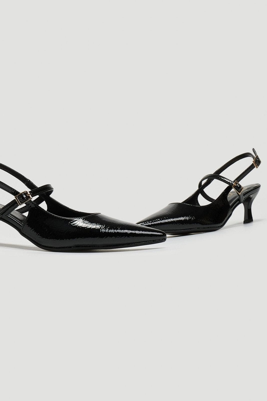 Γόβες Slingback λουστρίνι TFP - Μαύρο - thefashionproject.gr - TFP