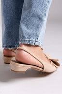 Γόβες slingback με ιδιαίτερο φιόγκο CORINA - Μπεζ - thefashionproject.gr - CORINA