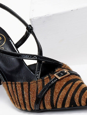 Γόβες slingback με συνθετικό ponyskin TFP - Μαύρο/Μπεζ - thefashionproject.gr - TFP