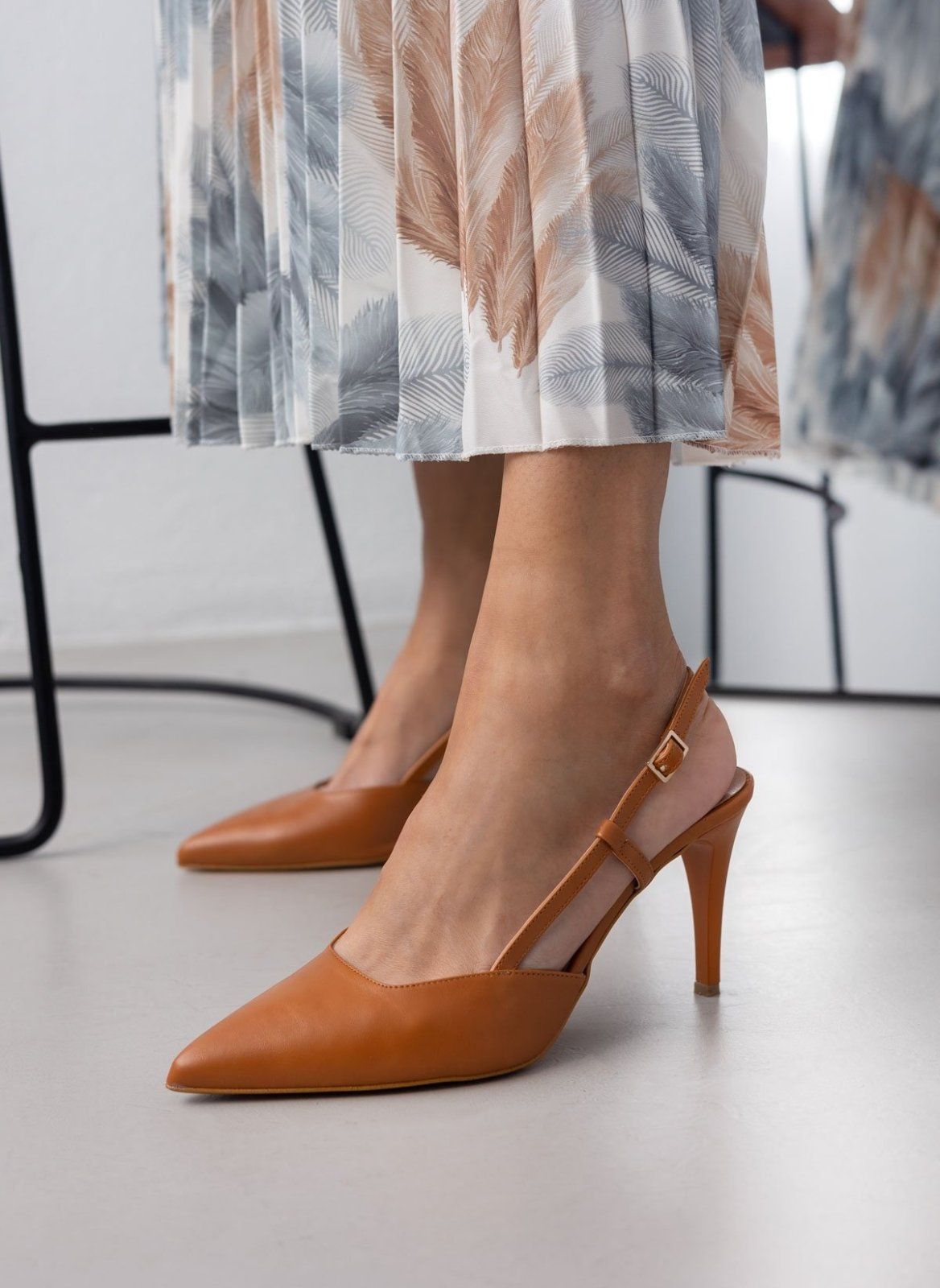 Γόβες slingback μυτερές TFP - Ταμπά - thefashionproject.gr - TFP