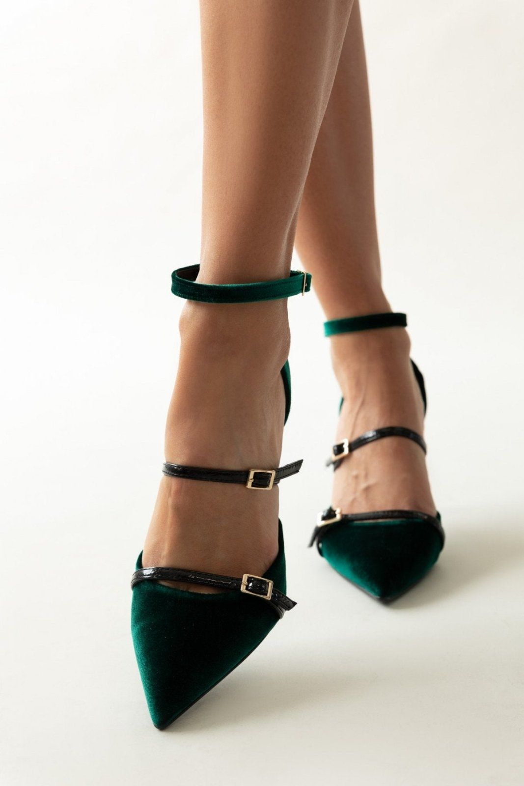 Γόβες velvet με μπαρέτα TFP - Κυπαρισσί - thefashionproject.gr - TFP
