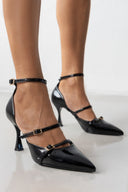 Γόβες μυτερές λουστρίνι με μπαρέτα TFP