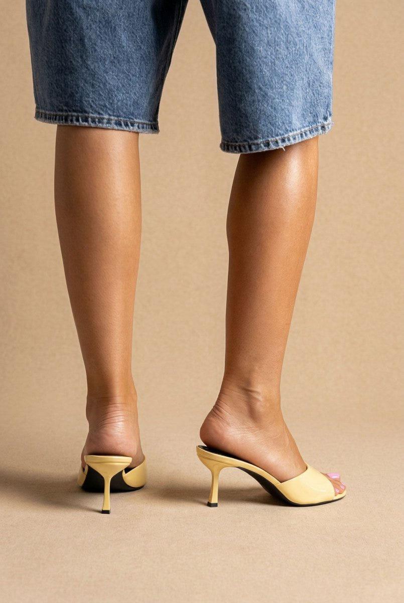 Stephan - Heel Mules Wide Strap - Yellow Patent