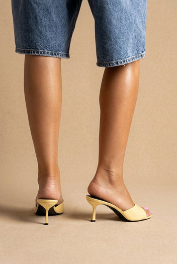 Stephan - Heel Mules Wide Strap - Yellow Patent