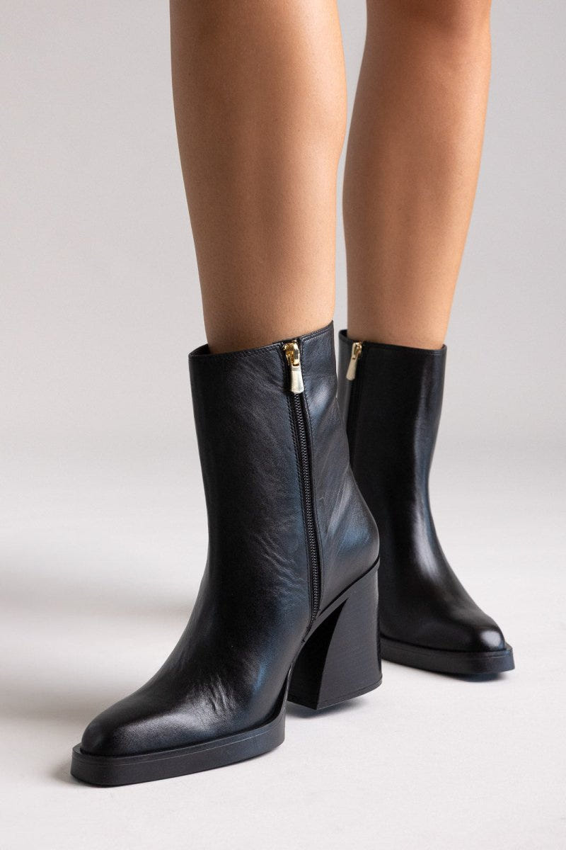 Iris Block Heel Ankle Boots - Black Matte - thefashionproject.gr - IRIS