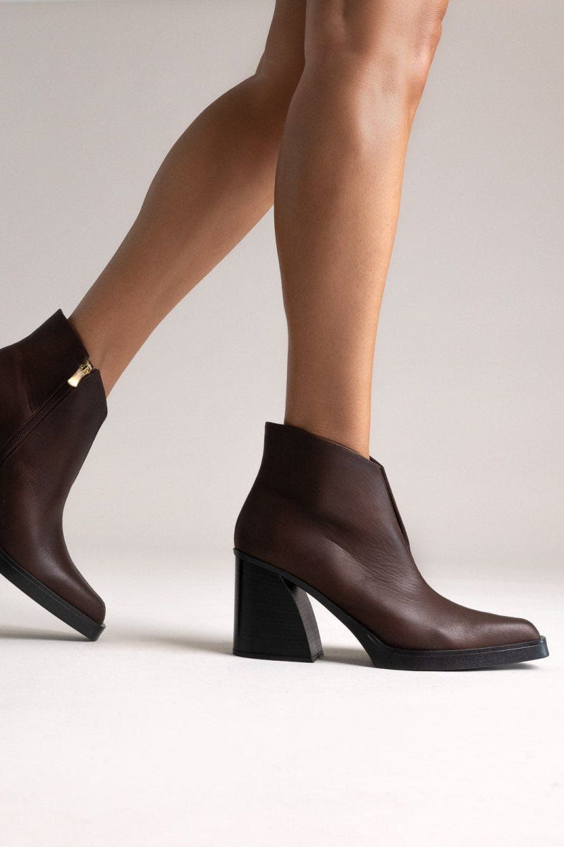IRIS Cut Out Ankle Boots - Dark Brown Matte - thefashionproject.gr - IRIS