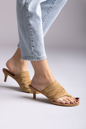ERYNN - Kitten Heel Mules - Taupe Suede