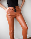 Κολάν δερματίνη με κάθετη ραφή - Κάμελ - thefashionproject.gr - The Fashion Project