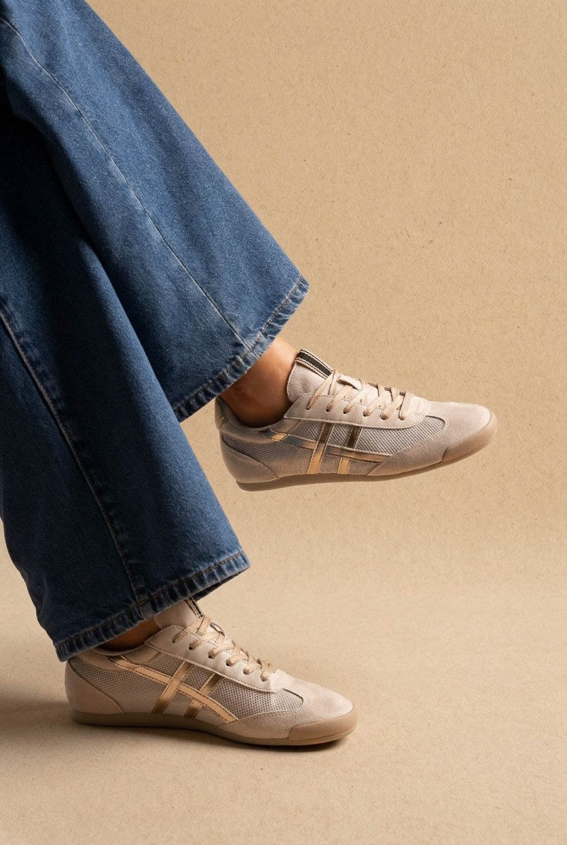 CORINA - Lace Up Sneakers - Gold