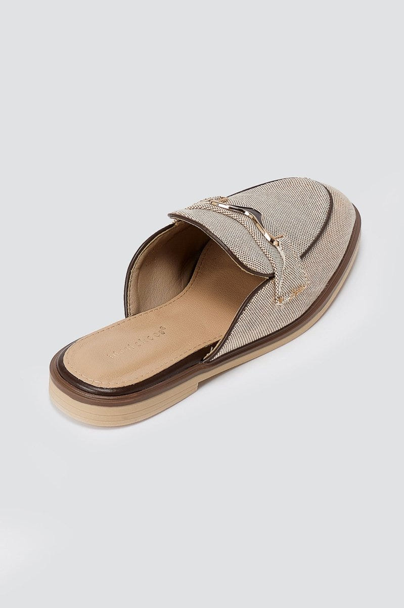 Ideal shoes - Loafer Mules Metal Detail - Taupe canvas
