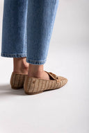 Loafers από ψάθα με πλεκτό σχέδιο Xti 143802 - Τάουπε - thefashionproject.gr - Xti Footwear