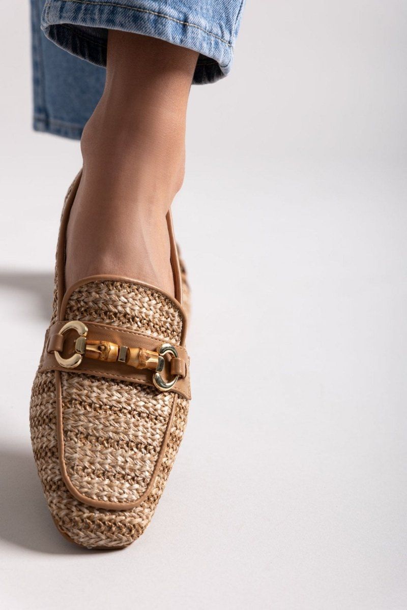 Loafers από ψάθα με πλεκτό σχέδιο Xti 143802 - Τάουπε - thefashionproject.gr - Xti Footwear