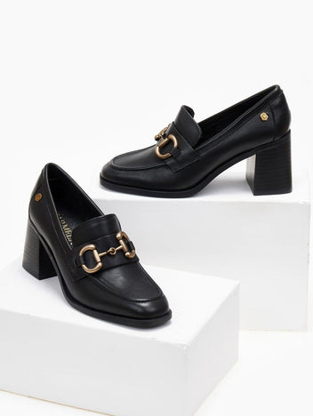 Loafers δερμάτινα με τακούνι Carmela 161127 - Μαύρο - thefashionproject.gr - CARMELA