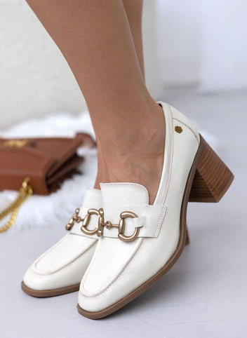 Loafers δερμάτινα με τακούνι Carmela 161127 - Πάγου - thefashionproject.gr - CARMELA