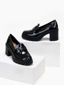 Loafers λουστρίνι με τακούνι - Μαύρο - thefashionproject.gr - Ideal shoes