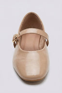 Ideal shoes - Mary Jane Ballet Flats With Buckle - Nude