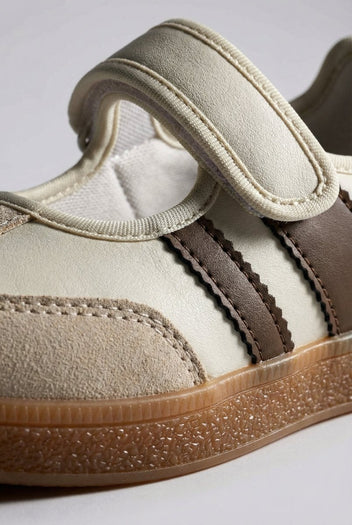 Ideal shoes - Mary Jane Sneakers - Beige Matte