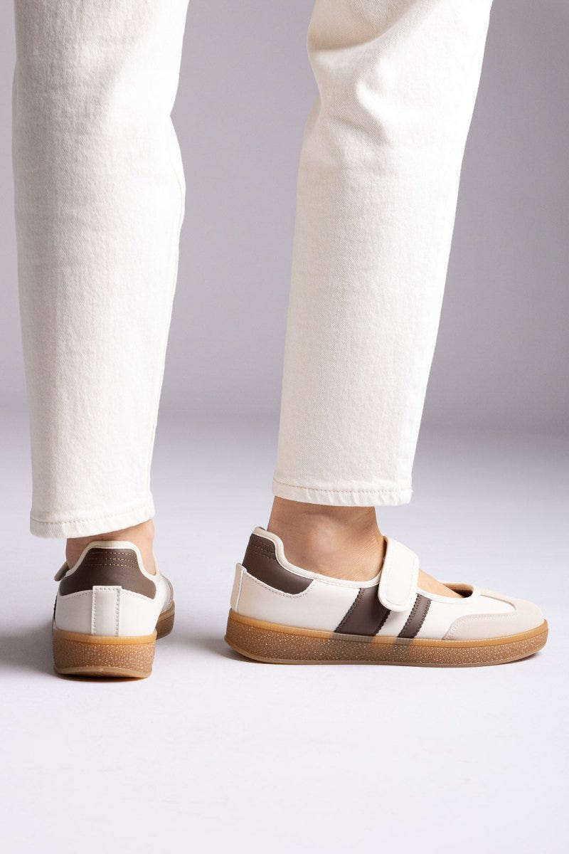 Ideal shoes - Mary Jane Sneakers - Beige Matte