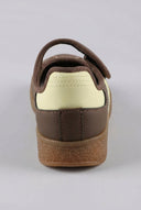 Ideal shoes - Mary Jane Sneakers - Brown Matte