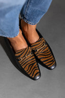 Μοκασίνια με ponyskin TFP - Μαύρο/Μπεζ - thefashionproject.gr - TFP