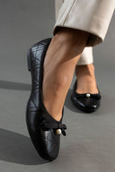 Μπαλαρίνες καπιτονέ με πέρλα ERYNN - Μαύρο - thefashionproject.gr - ERYNN