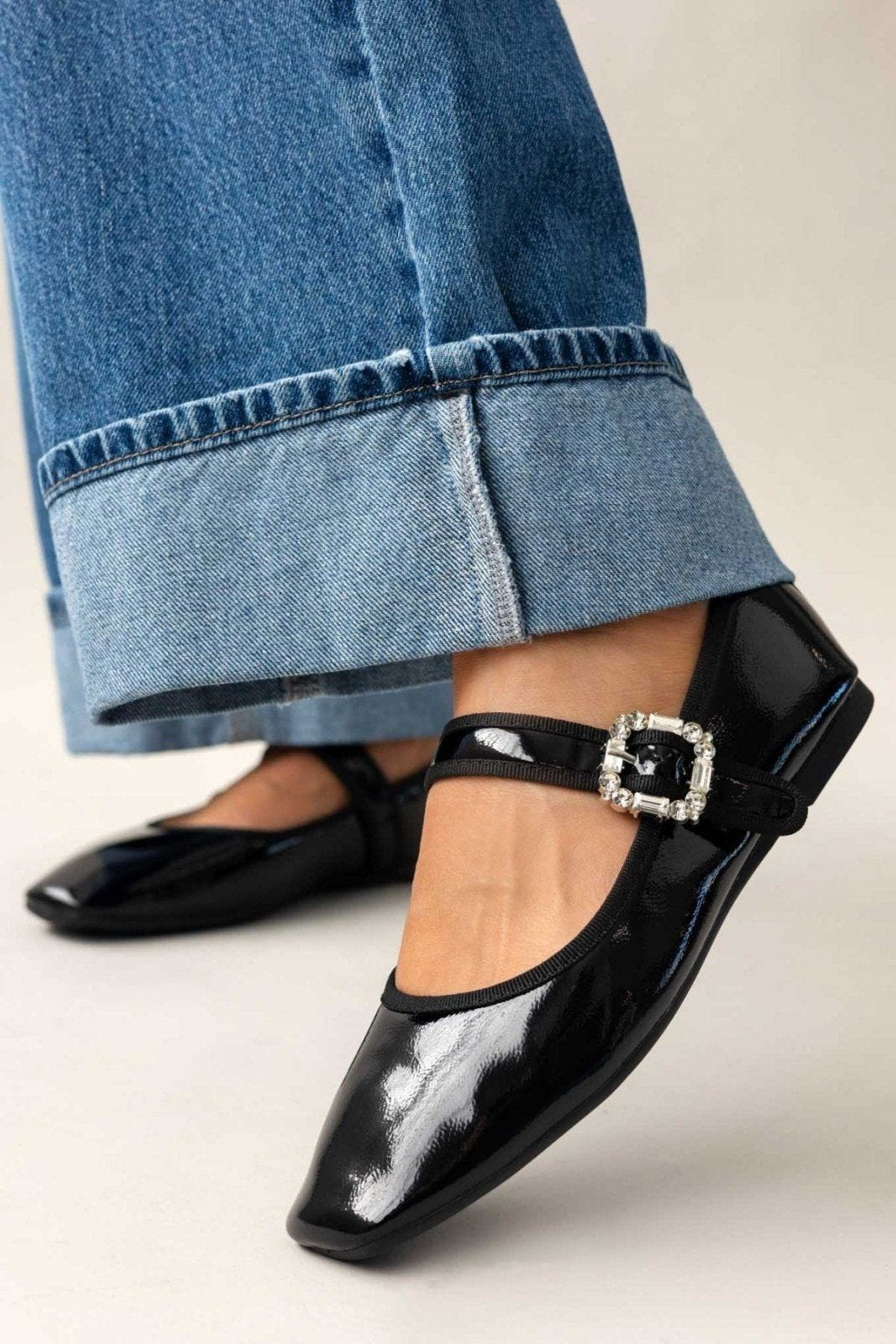 Μπαλαρίνες λουστρίνι με μπαρέτα ERYNN - Μαύρο - thefashionproject.gr - ERYNN