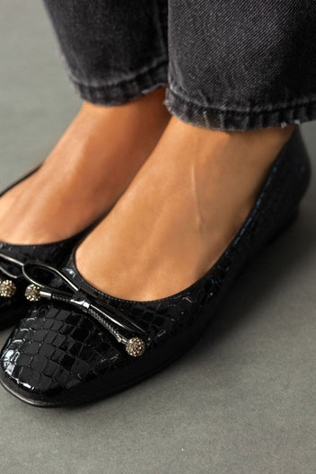 Μπαλαρίνες λουστρίνι με pattern TFP - Μαύρο - thefashionproject.gr - TFP