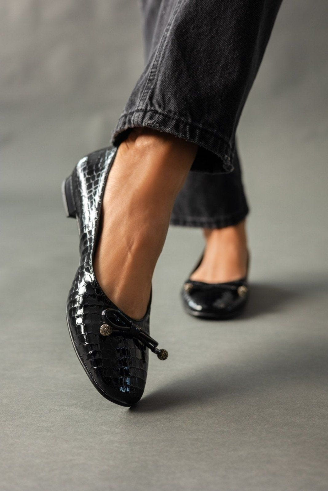 Μπαλαρίνες λουστρίνι με pattern TFP - Μαύρο - thefashionproject.gr - TFP