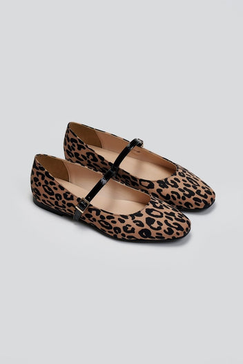 Μπαλαρίνες Mary Jane σατέν με print TFP - Leopard - thefashionproject.gr - TFP