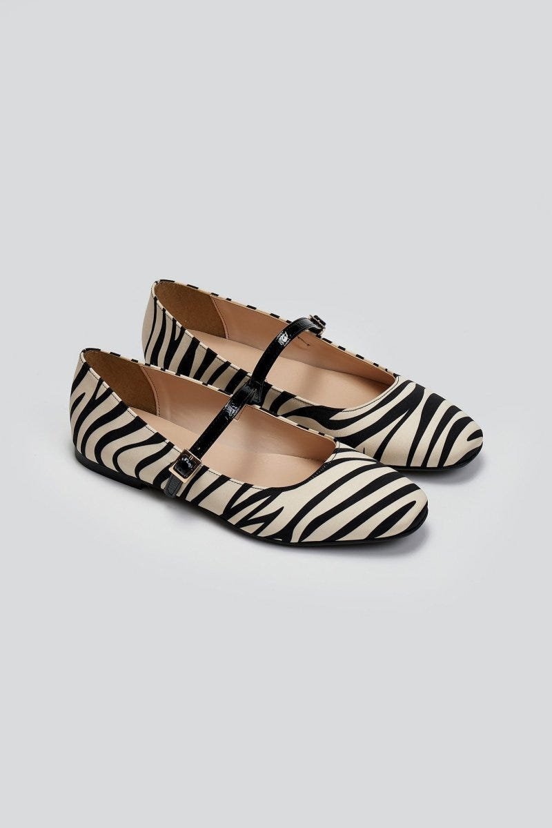 Μπαλαρίνες Mary Jane σατέν με print TFP - Μπεζ/Μαύρο - thefashionproject.gr - TFP