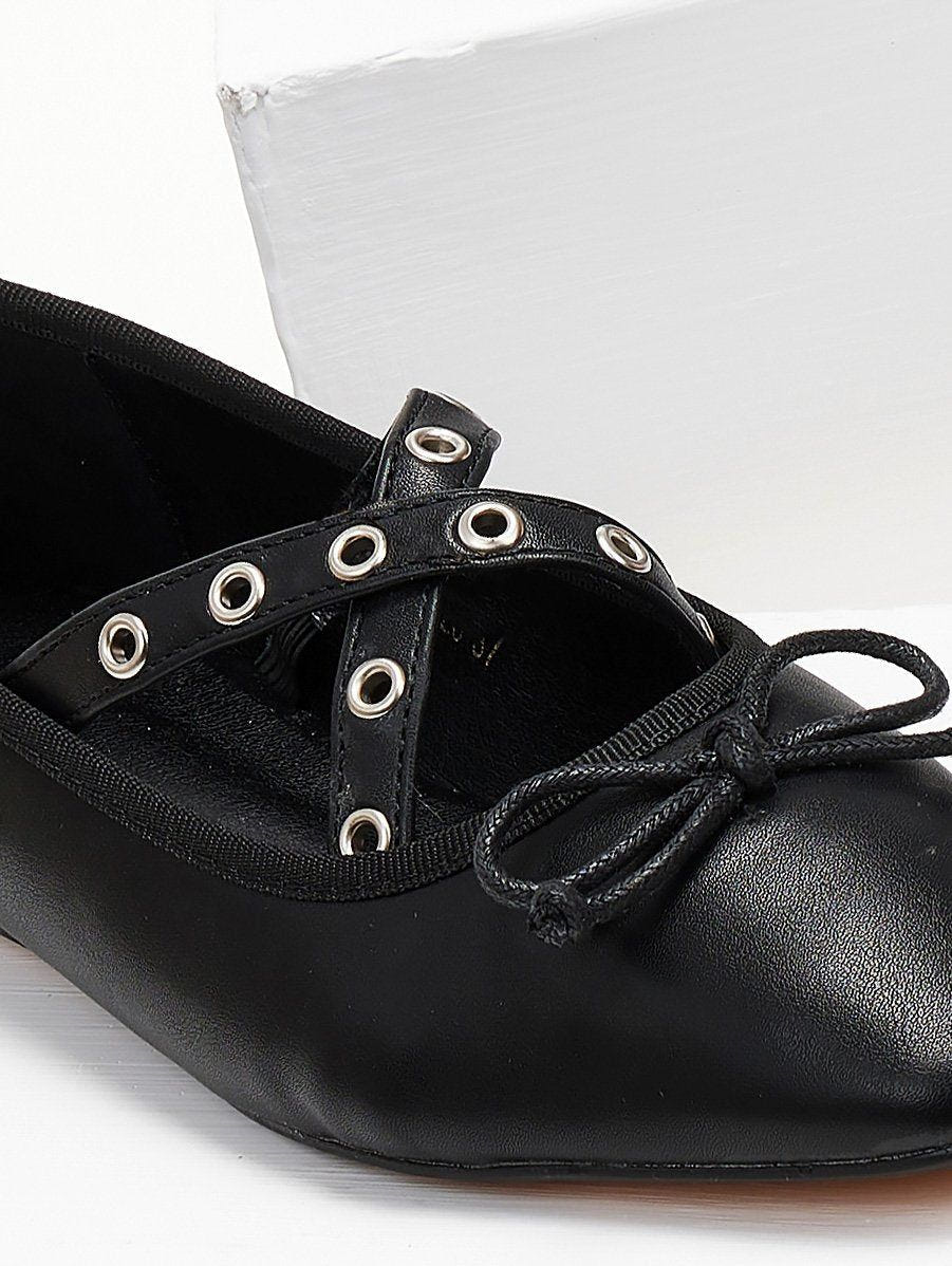 Μπαλαρίνες με crossover λουράκια - Μαύρο - thefashionproject.gr - The Fashion Project