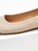 Μπαλαρίνες με καπιτονέ σχέδιο Erynn - Μπεζ - thefashionproject.gr - ERYNN