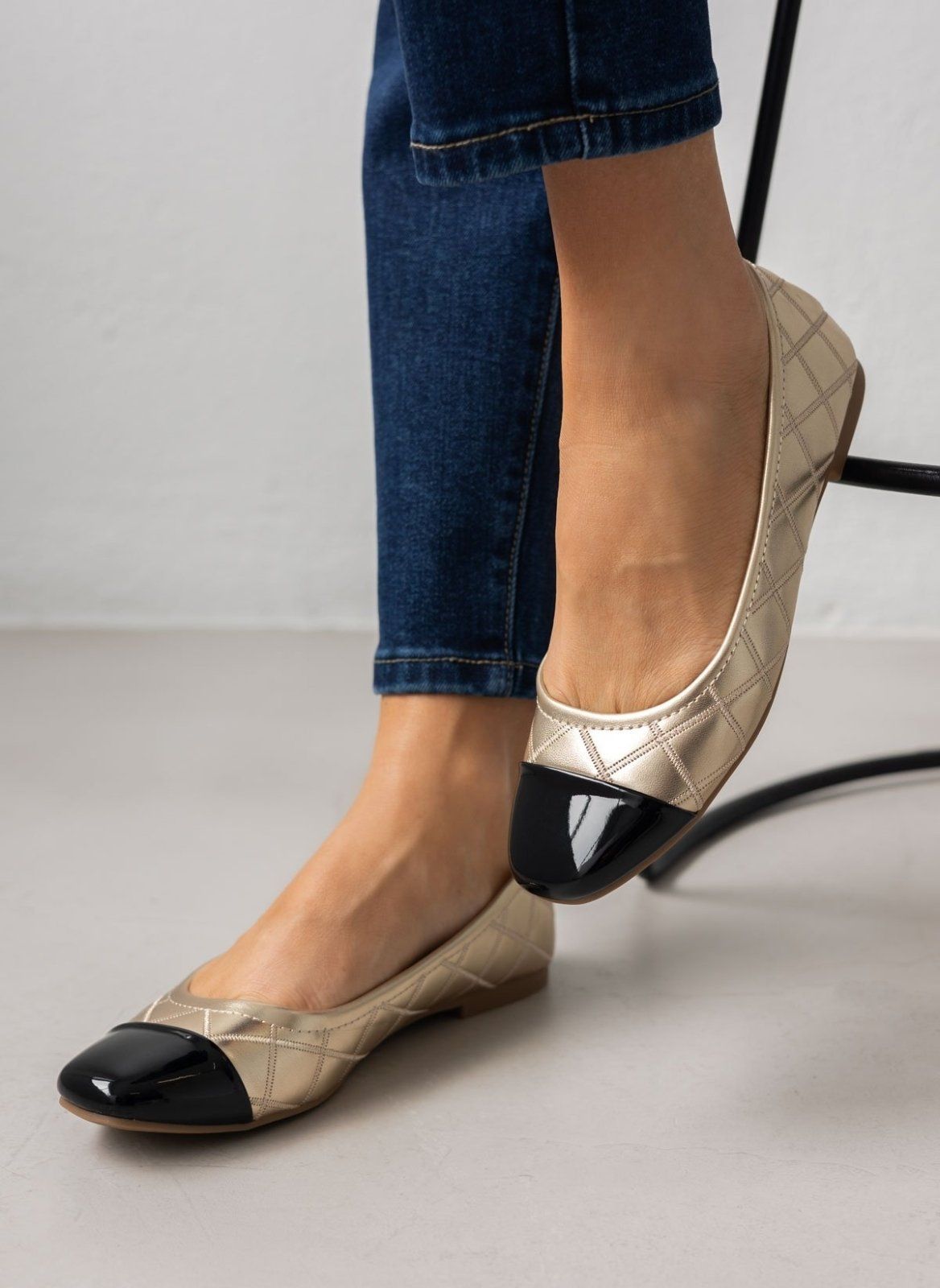 Μπαλαρίνες με καπιτονέ σχέδιο Erynn - Χρυσό - thefashionproject.gr - ERYNN
