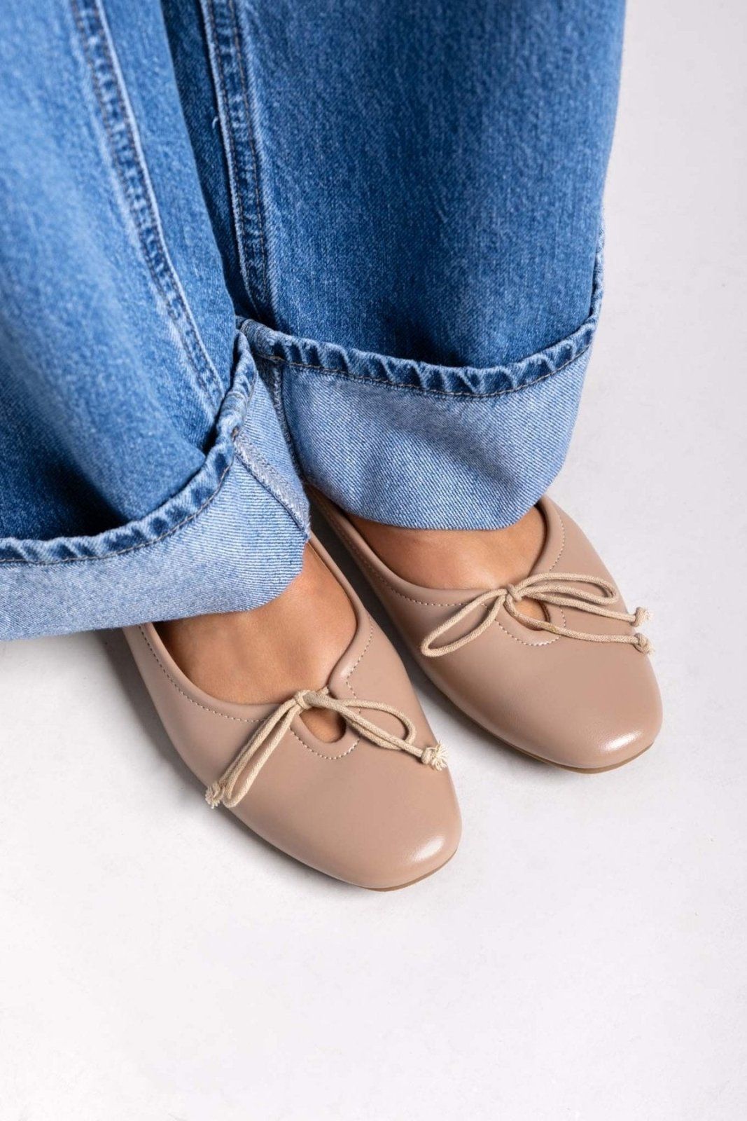 Μπαλαρίνες με κορδονάκι ERYNN - Τάουπε - thefashionproject.gr - ERYNN