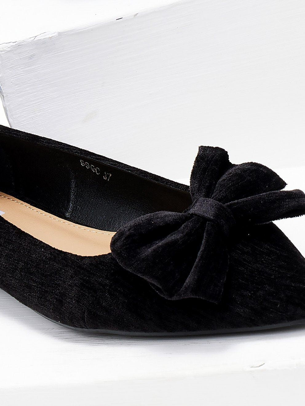Μπαλαρίνες μυτερές με φιογκάκι - Μαύρο - thefashionproject.gr - Bellamica