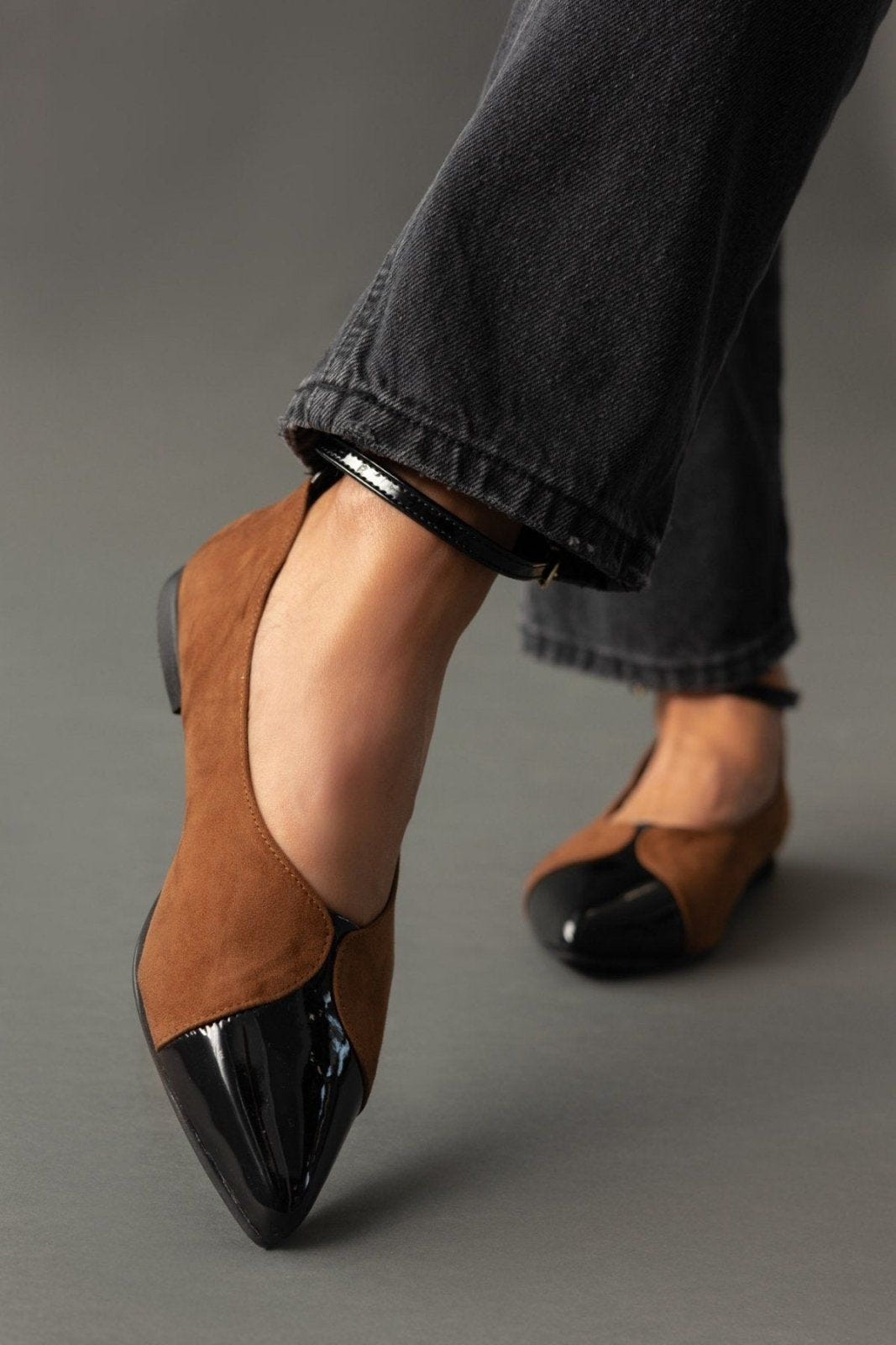 Μπαλαρίνες μυτερές με μπαρέτα Estil - Ταμπά - thefashionproject.gr - Estil