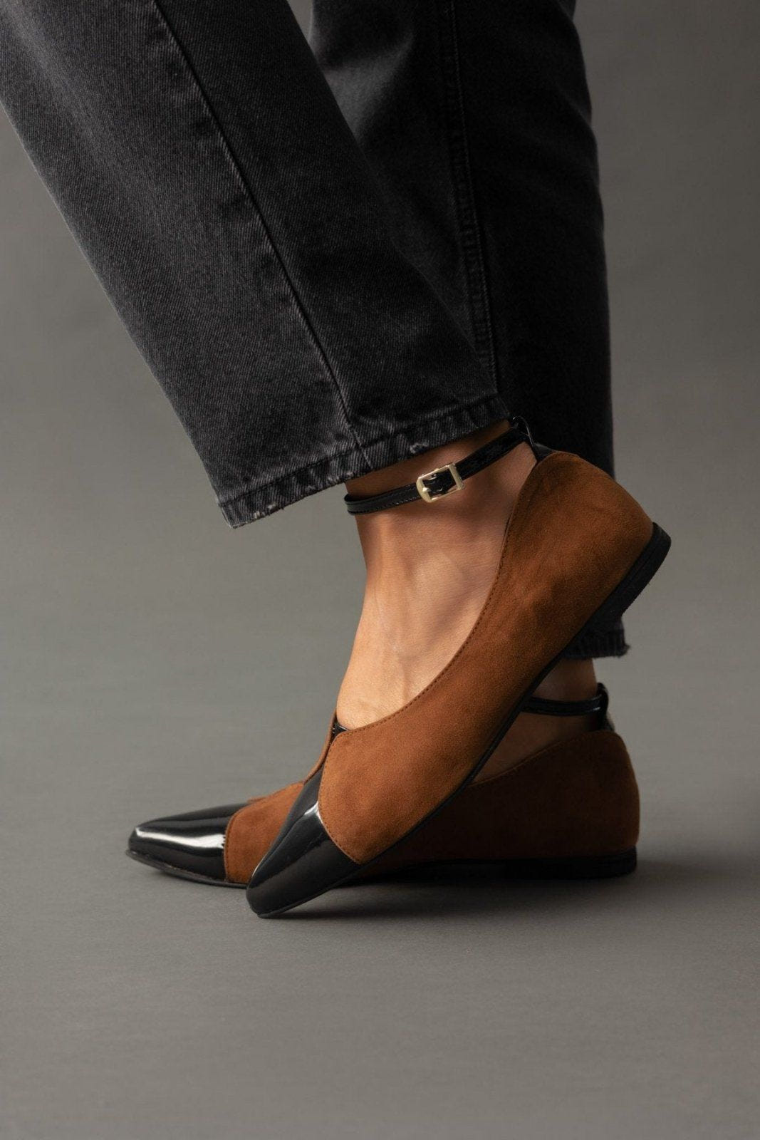 Μπαλαρίνες μυτερές με μπαρέτα Estil - Ταμπά - thefashionproject.gr - Estil