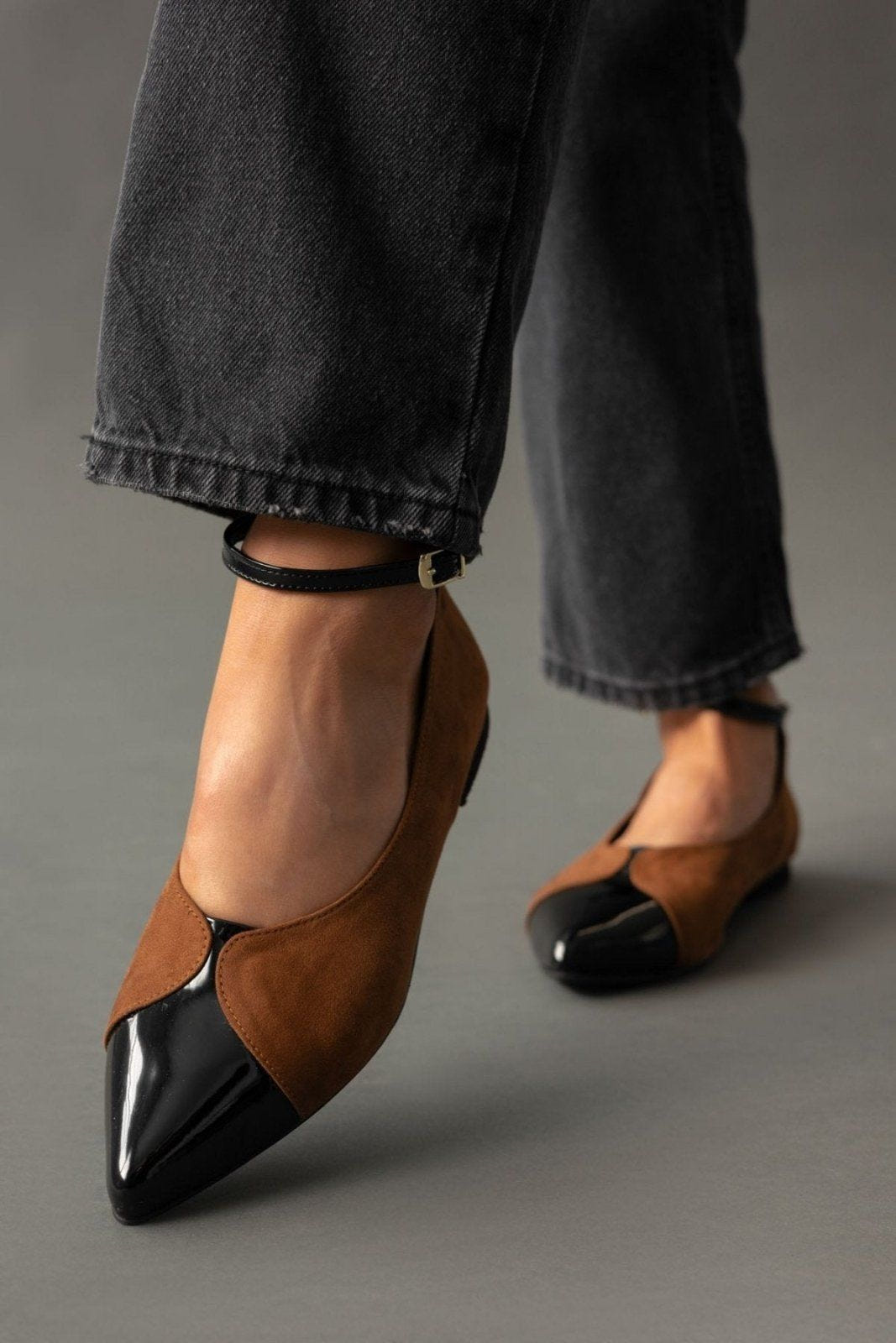 Μπαλαρίνες μυτερές με μπαρέτα Estil - Ταμπά - thefashionproject.gr - Estil