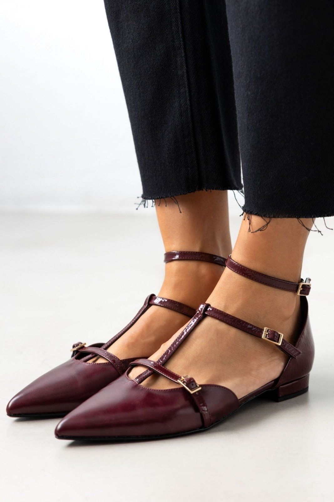 Μπαλαρίνες μυτερές με μπαρέτα Tfp - Burgundy - thefashionproject.gr - TFP