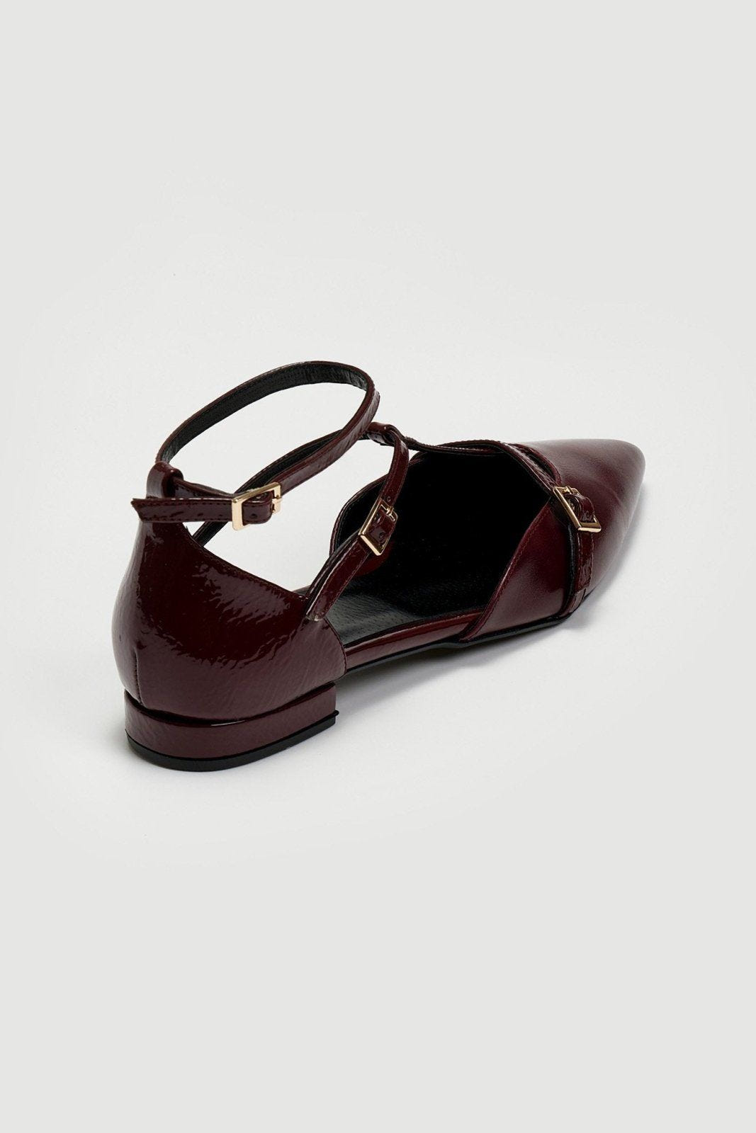 Μπαλαρίνες μυτερές με μπαρέτα Tfp - Burgundy - thefashionproject.gr - TFP