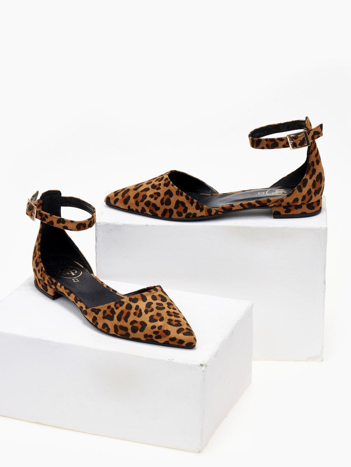 Μπαλαρίνες μυτερές με μπαρέτα TFP - Leopard - thefashionproject.gr - TFP