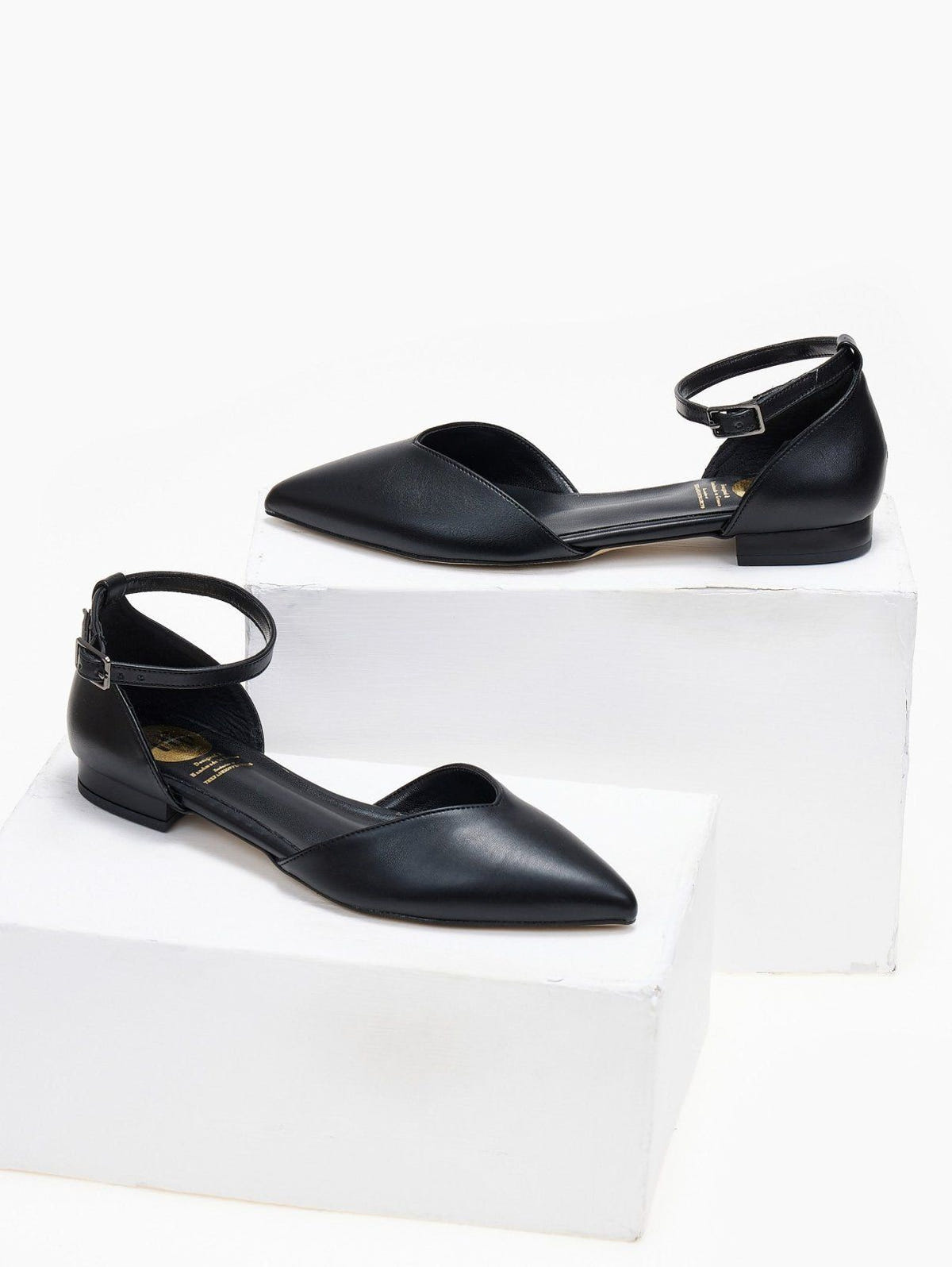 Μπαλαρίνες μυτερές με μπαρέτα TFP - Μαύρο - thefashionproject.gr - TFP