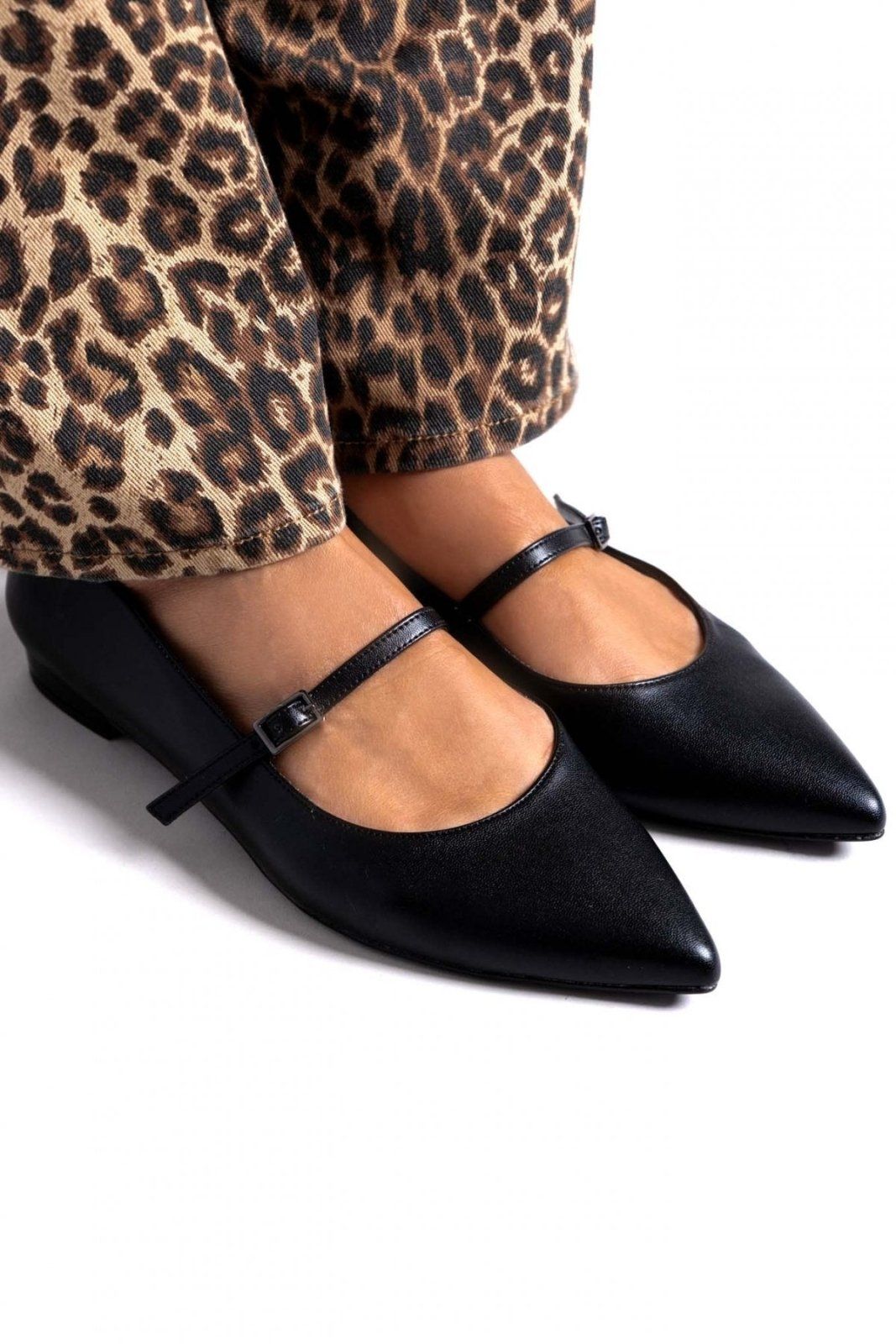Μπαλαρίνες μυτερές με μπαρέτα TFP - Μαύρο - thefashionproject.gr - TFP