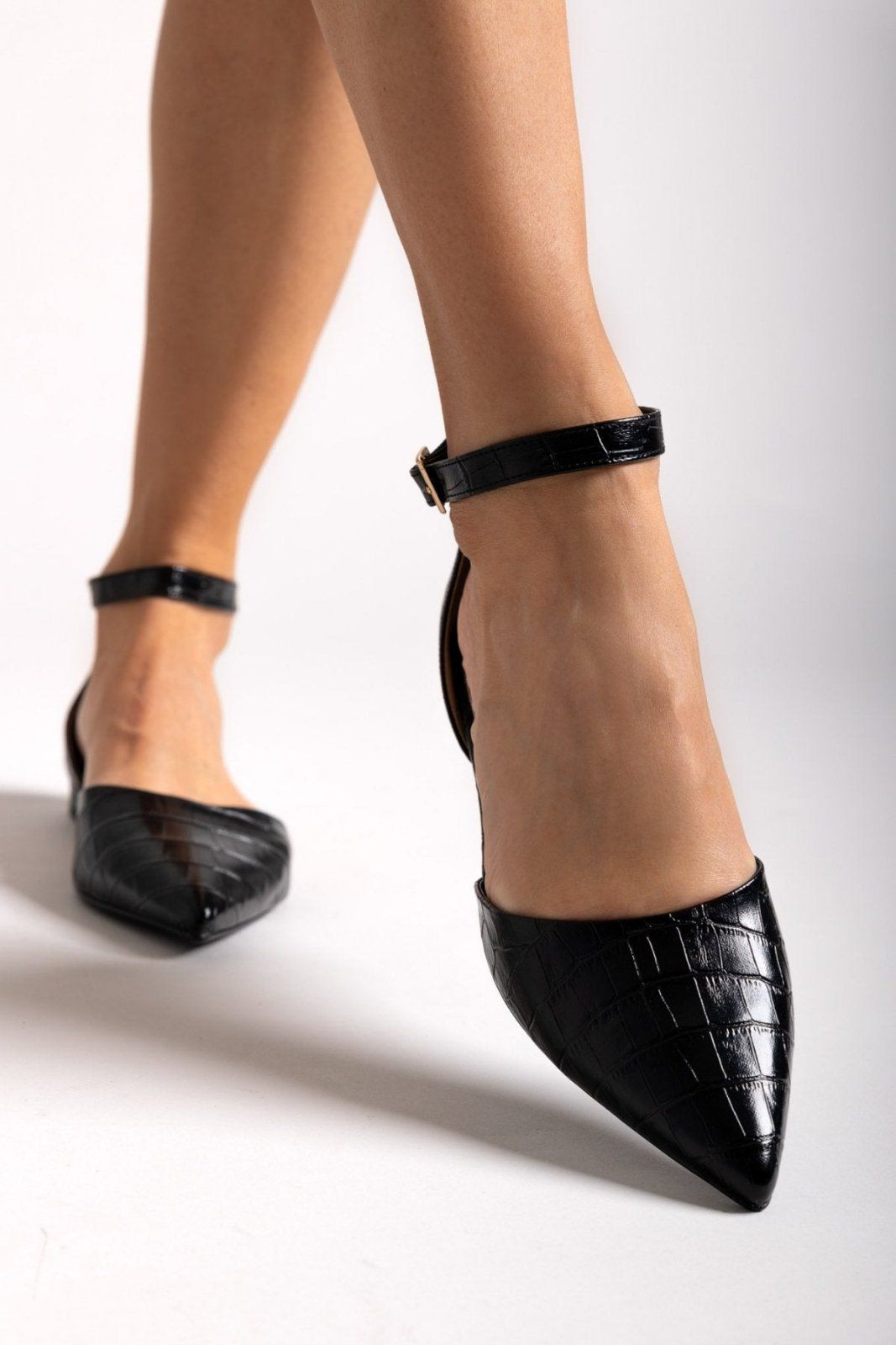 Μπαλαρίνες μυτερές με μπαρέτα TFP - Μαύρο - thefashionproject.gr - TFP