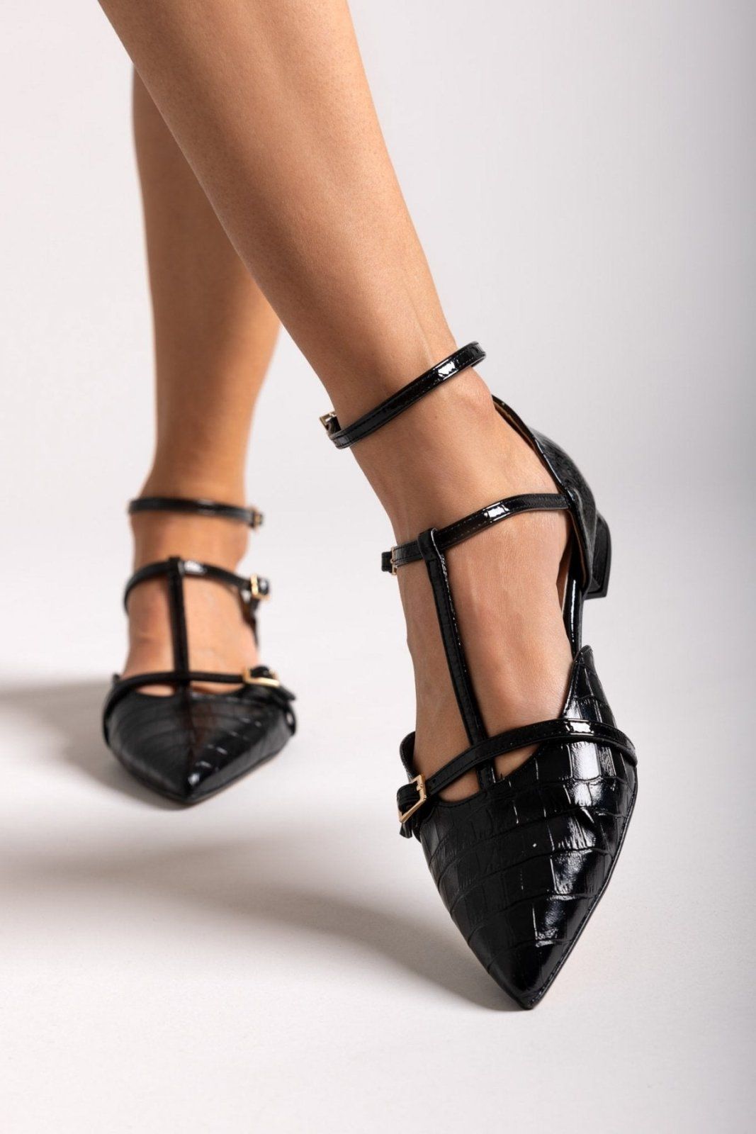 Μπαλαρίνες μυτερές με μπαρέτα TFP - Μαύρο - thefashionproject.gr - TFP