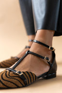 Μπαλαρίνες μυτερές με ponyskin TFP - Μαύρο/Μπεζ - thefashionproject.gr - TFP