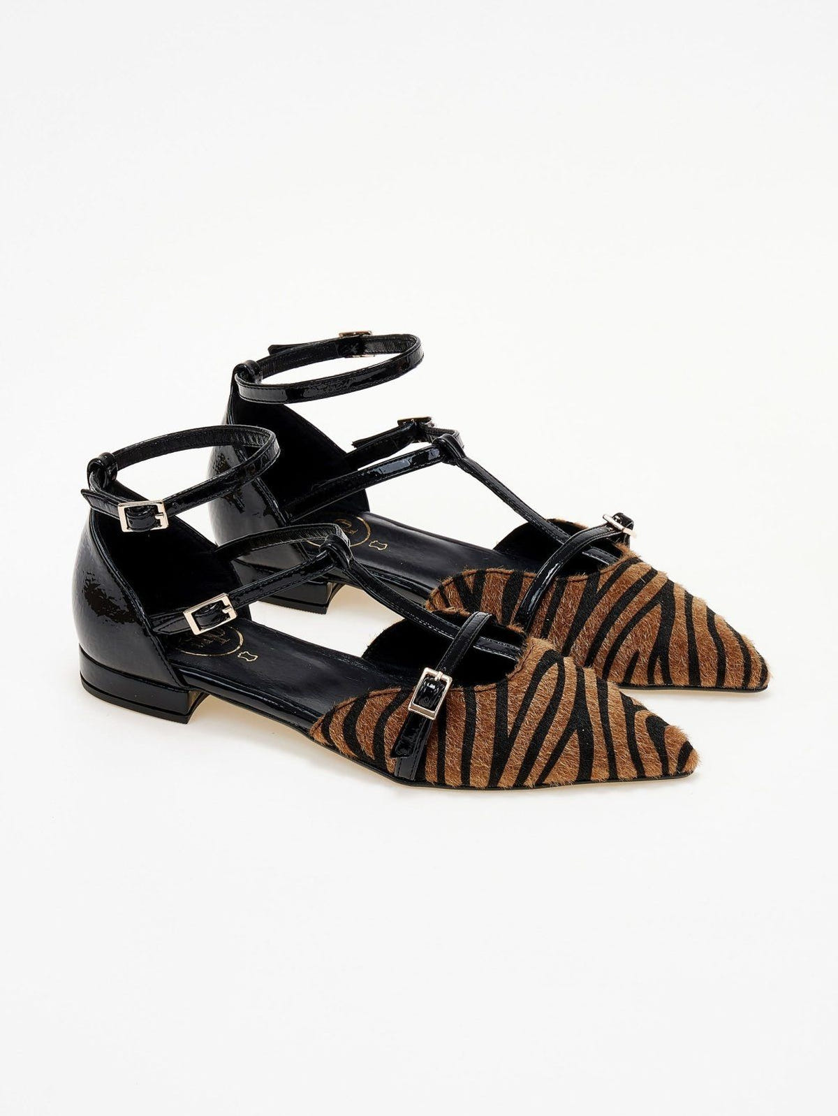 Μπαλαρίνες μυτερές με ponyskin TFP - Μαύρο/Μπεζ - thefashionproject.gr - TFP