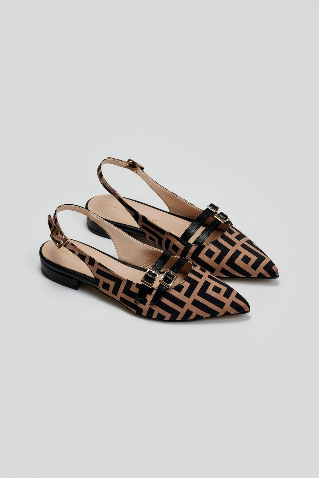 Μπαλαρίνες μυτερές με print TFP - Καφέ - thefashionproject.gr - TFP